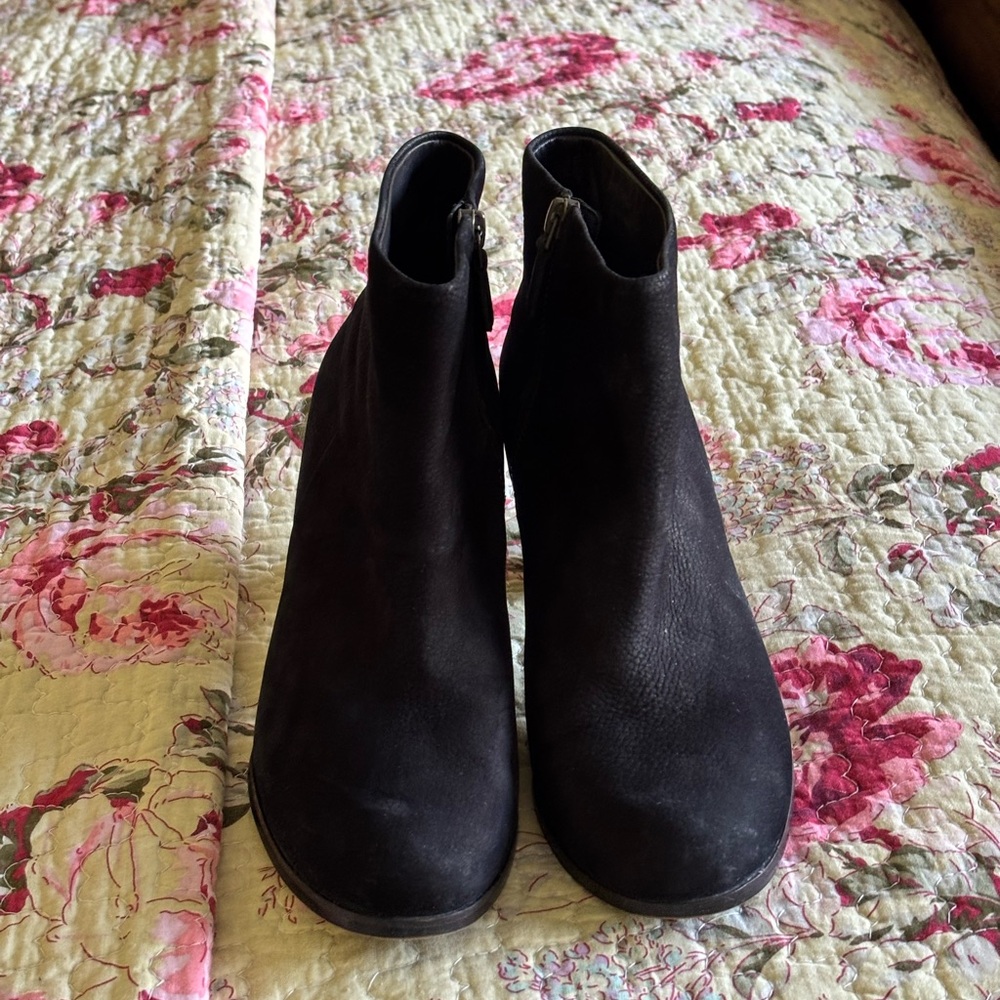 Cole Haan Elegant Black Suede Ankle Boots